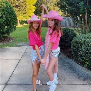 Meet your Posher, Isabella